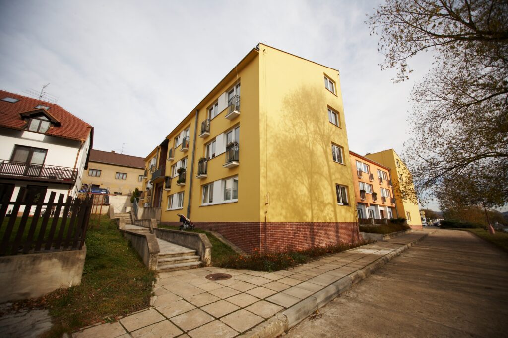 1 pisek